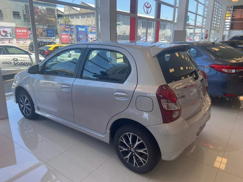 Imagen 2 de 6 de Toyota Etios 1.5 Xls