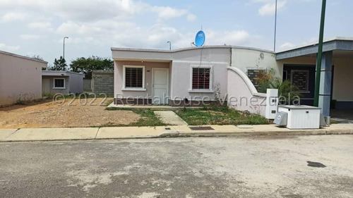 Imagen 2 de 18 de Casa En Venta En Barquisimeto 22-24728 Ea 0414-5266712