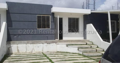 Imagen 30 de 30 de Casas En Venta En Intercomunal Cabudare Estado Lara Cod Flex Ref # 22-99 / 0 4 1 2 1 5 1 8 8 9 3 / Mr