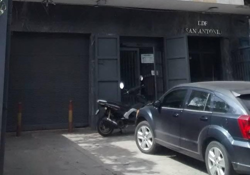 Imagen 2 de 11 de Pgm Vende Local Comercial En Plena Av. Andres Bello 105m2