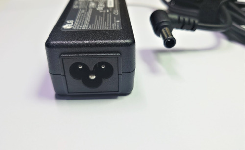 Imagen 3 de 4 de Adaptador Corriente Fuente Poder Monitor LG 19v 0.8a A 2.1a
