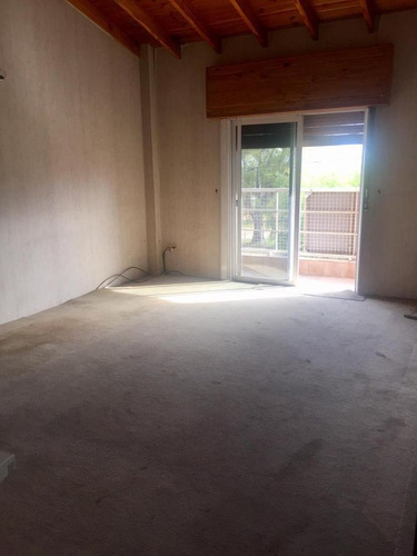 Imagen 9 de 20 de Venta - Galpón Vivienda Lote - Pilar