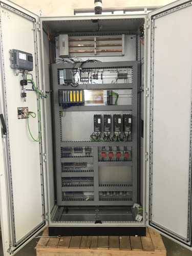 Imagem 9 de 10 de Montagem De Painéis Elétricos E Instalações Elétricas.