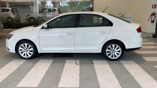 Imagen 8 de 15 de Seat Toledo 2017 1.4 Style Dsg