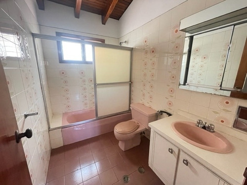 Imagen 12 de 16 de Se Vende Casa 404m2 4h+s/3b+s/2p/ Los Palos Grandes 1218