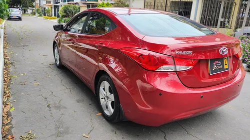 Hyundai Elantra 1.8 i35 GLS MT