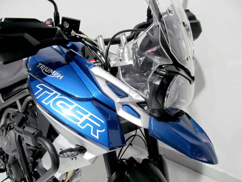 Imagem 11 de 13 de Triumph Tiger 800 Xcx 2018 Azul