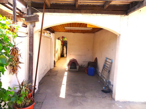 Casa De 3d 2b De 122 Mt2 Emplazada En 303 Mts De Terreno
