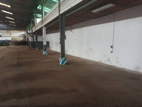 Se Vende Galpón En Boleíta Sur Jr