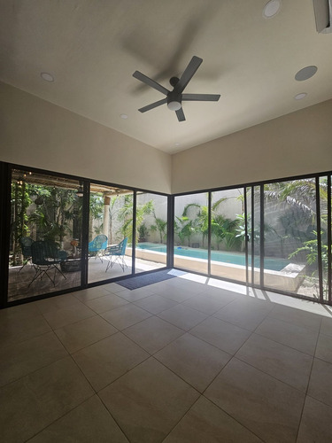 Casas Tiki-tiki En Venta, Segunda Etapa, Cholul.