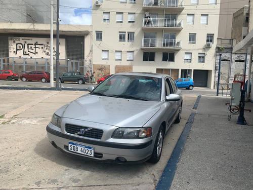 Volvo S60 2.4 At