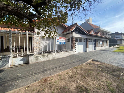 Imagen 15 de 30 de Venta Casa 4 Ambientes Bernal Quincho Cochera