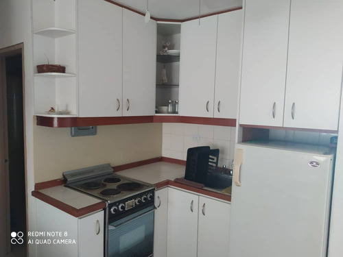 Imagen 9 de 21 de Apartamento En Alquiler Playa Grande Mls #23-11527 Yolanda Goncalves