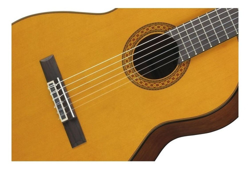 Imagen 4 de 5 de Guitarra criolla clásica Yamaha C80 para diestros natural brillante