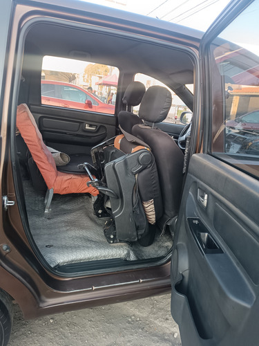 Camioneta Para 7 U 8 Pasajeros Todo Pagado Hasta 2025