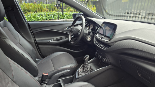 Chevrolet Onix 1.0T Rs Mt