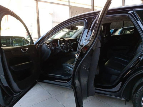 Imagem 7 de 8 de Volvo Xc60 2.0 D5 Diesel Momentum Awd Geartronic