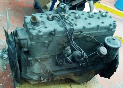 Motor Ford 90hp Año 50 / 53 Buen Estado  Se Saco Anando Bien