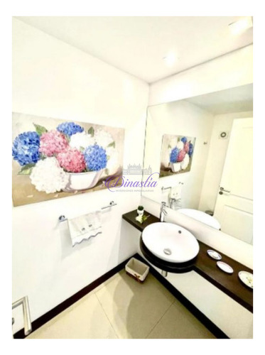 Imagen 10 de 13 de Venta Apartamento 3 Dormitorios Y Dep. En Playa Brava, Punta Del Este