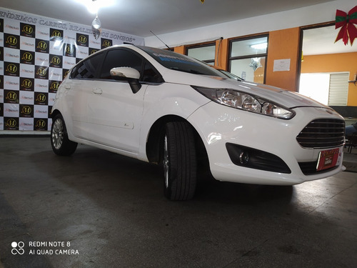 Ford Fiesta 1.6 16v Titanium Flex Powershift 5p 2015