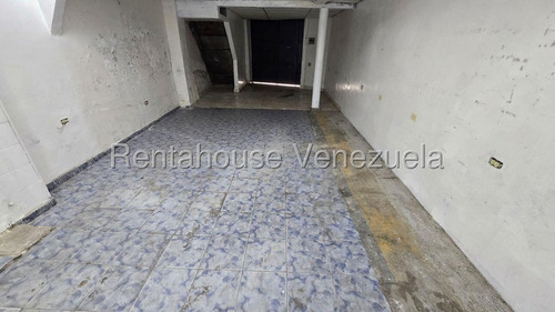 Galpón En Venta Urb. Catia, Caracas. 25-24198 Yf