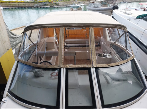 Lancha Real 320 , Impecável, Toda Revisada , Pintura Nova .