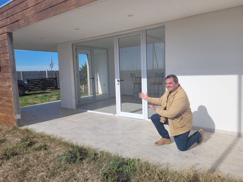 Excelente Casa En Los Tilos A Estrenar. Financiada