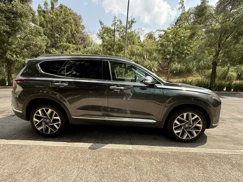 Hyundai Santa Fe 2.5T Limited Tech Dct