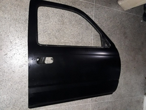 Puerta Delantera Derecha Hilux 2003 2005