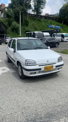 Renault Clio 1.4 S/a Con D/a Modelo 1998