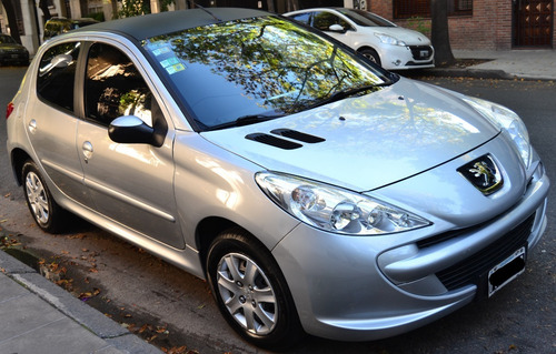 Peugeot 207 Compact 1.4 5p Xs Allure Nov2015