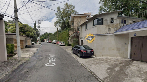 Casa En Jardines Del Pedregal Álvaro Obregón Cdmx. Remates Exclusivos, Tu Nuevo Hogar Te Espera.
