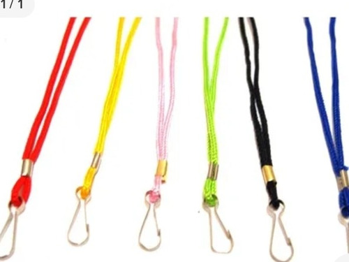 Micas Portagafete De Vinil 10x 14 Con Cordon Macrame 50 Pz