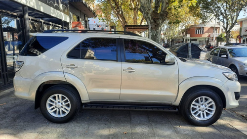 Imagen 7 de 15 de Toyota Sw4 3.0 At 7 As 2013 Durzo Automoviles