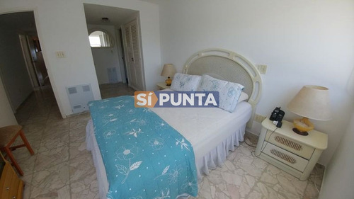 Imagen 12 de 20 de Apartamento En Venta - Playa Mansa