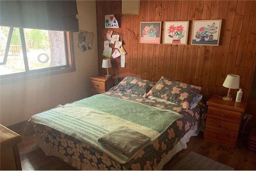 Imagen 13 de 22 de Casa De 2 Pisos Con Parcela Y Piscina En Pucon