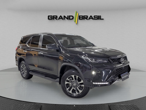 Toyota Hilux SW4 Toyota Hilux SW4 SRX Plat. 4x4 2.8 TB Diesel Automatico.