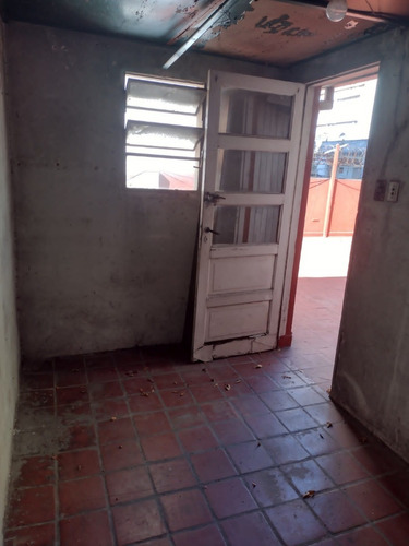 Imagen 12 de 18 de Venta - Casa En Lote Propio - Mosconi 2779 - Saenz Peña
