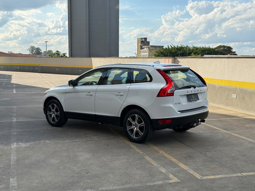 Volvo XC60 2.0 T5 Dynamic 5p