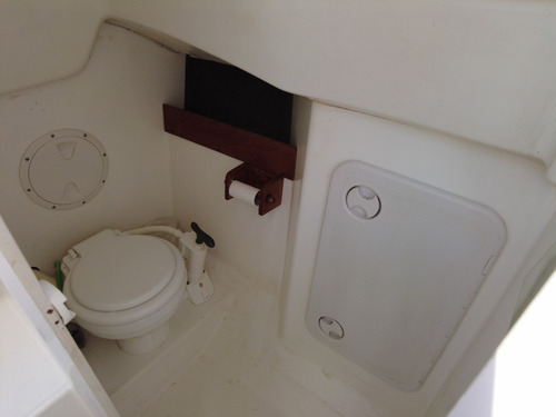 Velero Magic 23 Con Quillote Izable Electrico
