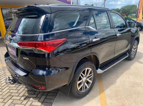 Toyota Sw4 2.8 Tdi Srx 7l 4x4 (aut)