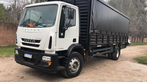 Camion Iveco Tector Atack 2020