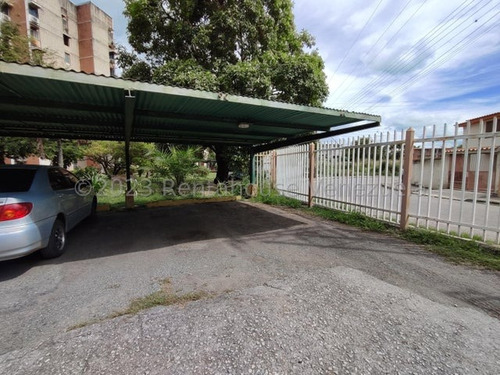 Apartamento En Venta San Jacinto Maracay 24-10969 Ec