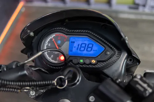 Bajaj Pulsar 180 Fi 2022