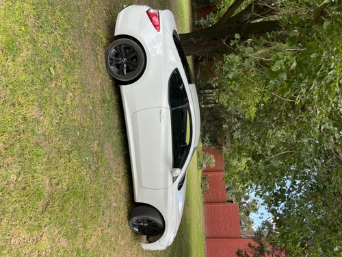 Hyunda Genesis 2.0t 2011