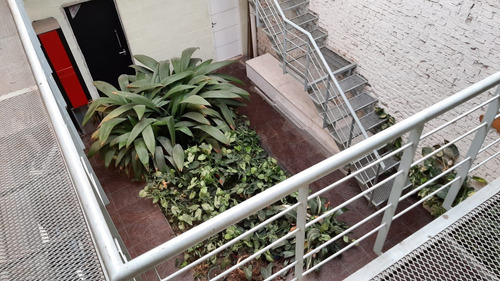 Ph Adaptado Para Uso Comercial, Apto Vivienda - Villa Urquiza- Venta