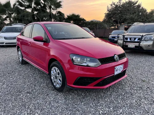 Volkswagen Vento 1.6 Starline At