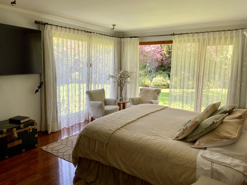 Santuario Del Valle // Impecable