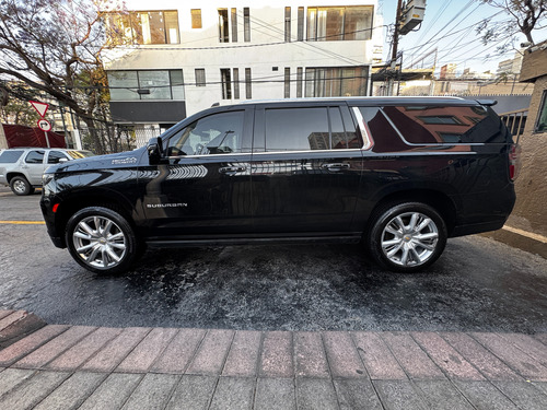 Chevrolet Suburban 6.2 High Country 4X4 At