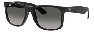 Anteojos de sol Ray-Ban Justin Classic RB4165 Standard con marco de nailon color matte black, lente grey de policarbonato degradada, varilla matte black de nailon - RB4165